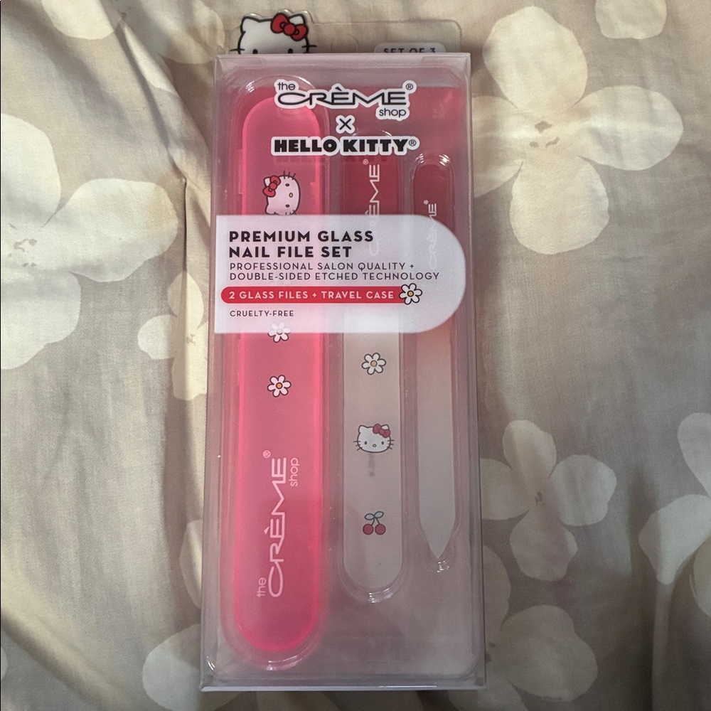 The Creme shop x hello kitty premium glass nail file set